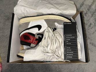 Air Jordan 1 Retro High OG 'Smoke Grey'