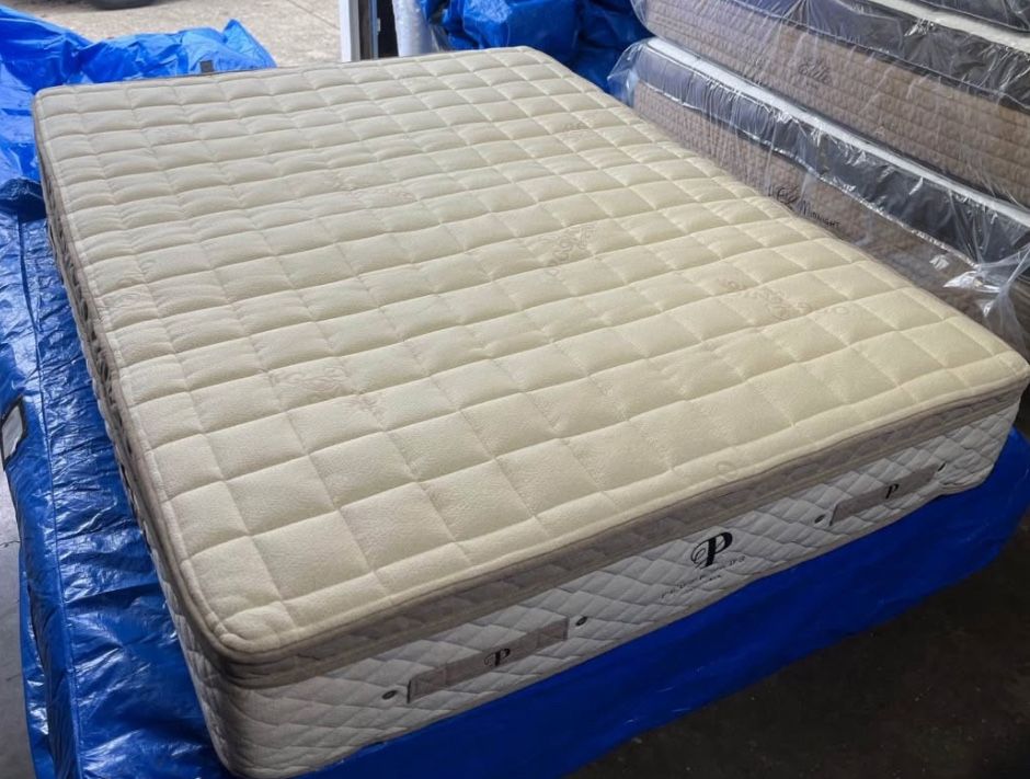 Plushbeds Luxury Bliss Organic Hybrid Mattress - QUEEN
