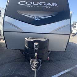 2022 COUGAR 22 Ft (RB) Travel Trailer 