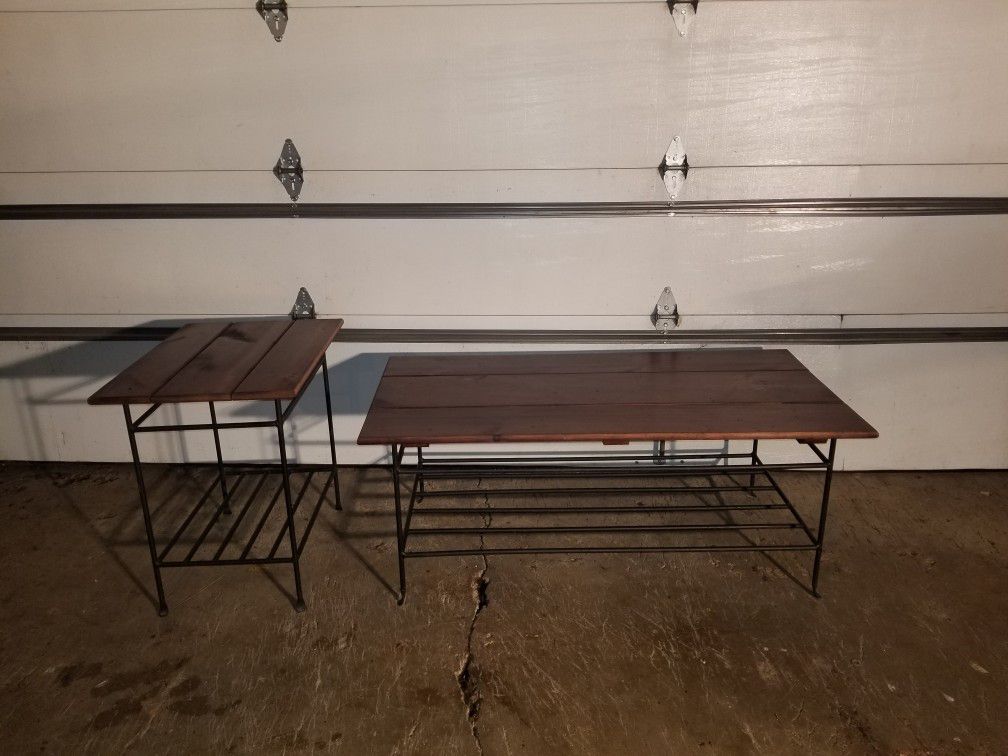 Coffee Table & End Table (pre-owned/used) Real Wood and Cast Iron in Nice Condition ~ Not Cheap Wal-Mart Garbage~Pick up in Wauconda Today