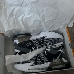 Lebron Witness VII Size 13