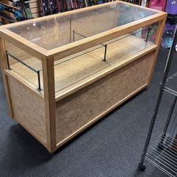 REI Display Case