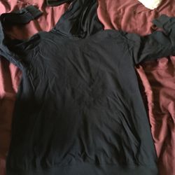 Large light swet shirt