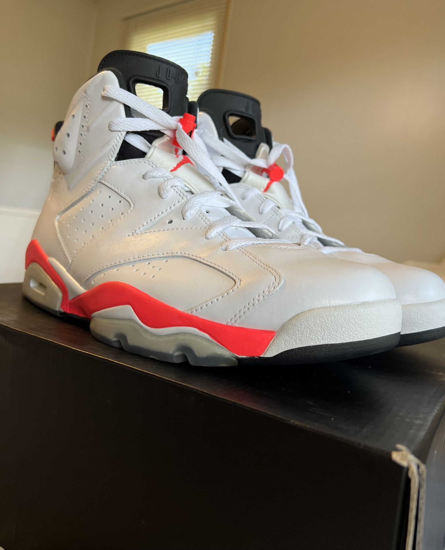 Jordan 6 Infrared White Size 13  Excellent Condition 