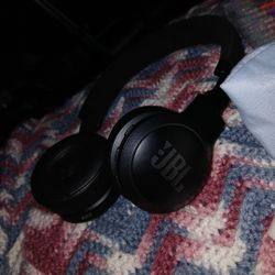 JBL Wireless Bluetooth Headphones 