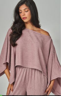 Love Poem Crinkled Plisse Cape Kimono Luxury Pants Set