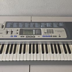 Casio LK-100 61 Key Lightning System Rhythm Controller Electronic Keyboard