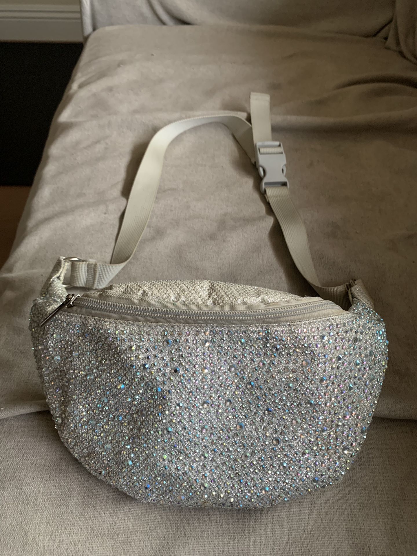 wristlet fanny pack