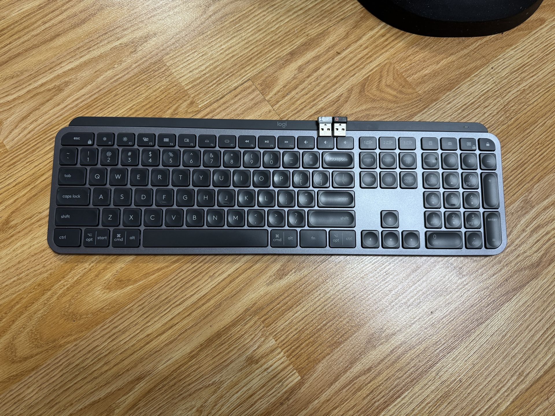 Logitech Logi MX Keys With 2 Adapters