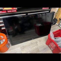 LG 47” LCD NOT SMART 