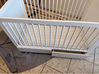 White Baby Crib with Storage Drawer – NEW – $120