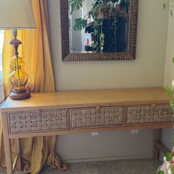 Table By studio McGee