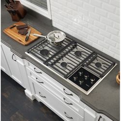 Wolf Cooktop Gas range 36”