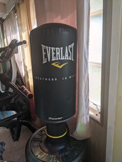 Boxing stand