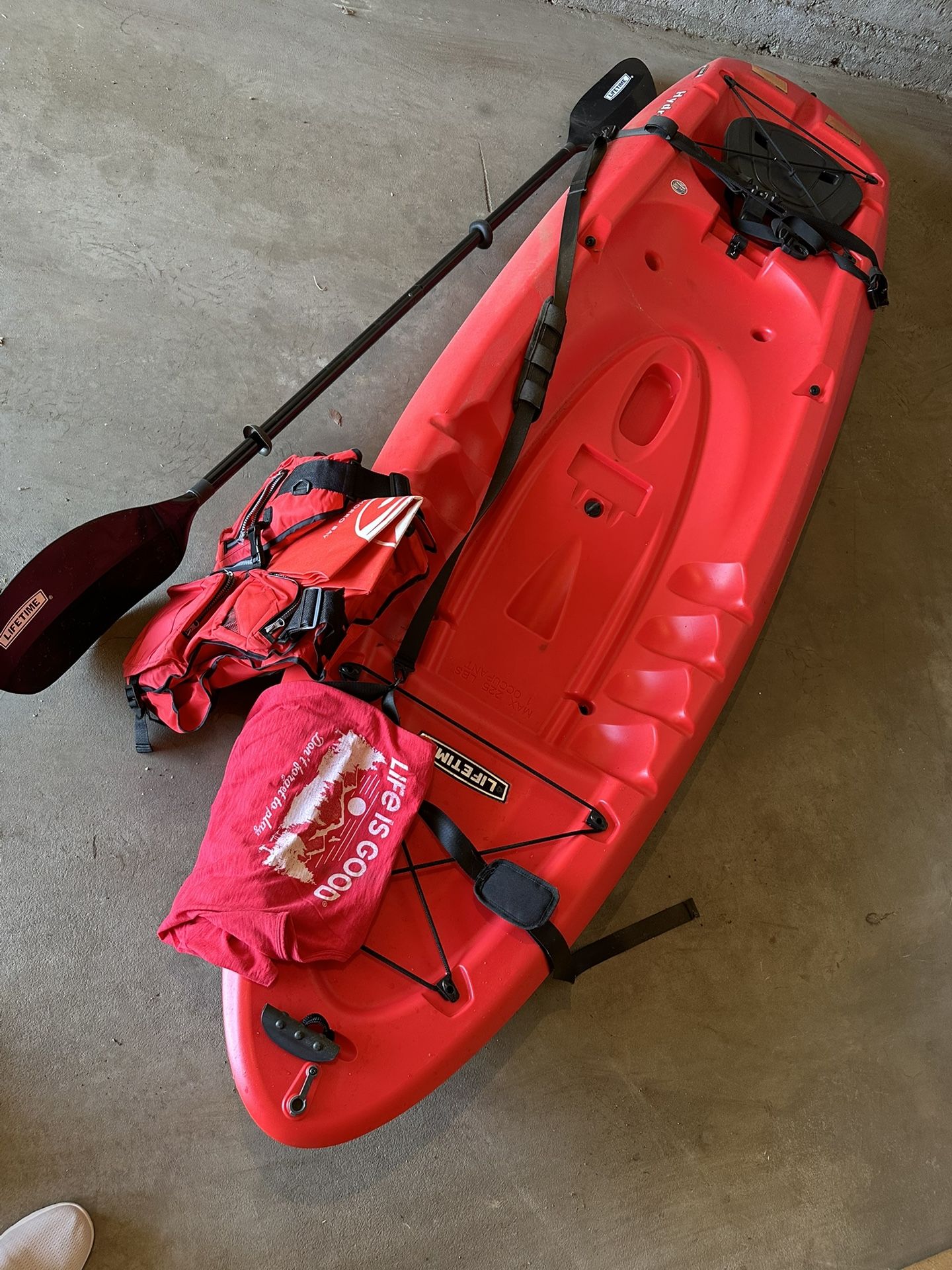Lifetime Red Kayak with Paddle
