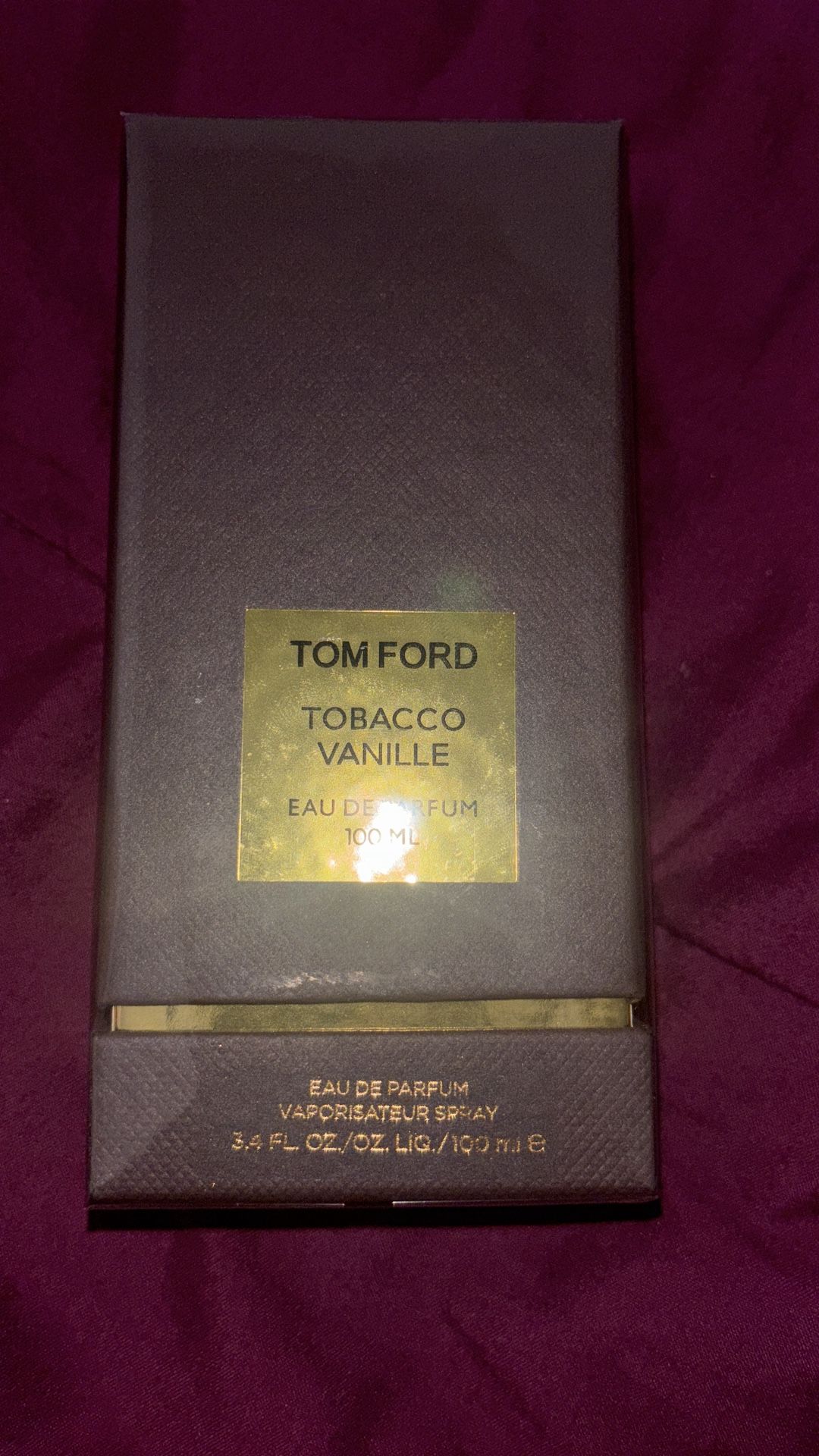 100 ml tobacco vanille by Tom Ford for Men It is part of an exclusive collection of 12 handmade fragrances Tom Ford - Tobacco Vanille