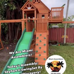 Expert Playground Installer/Assembler!