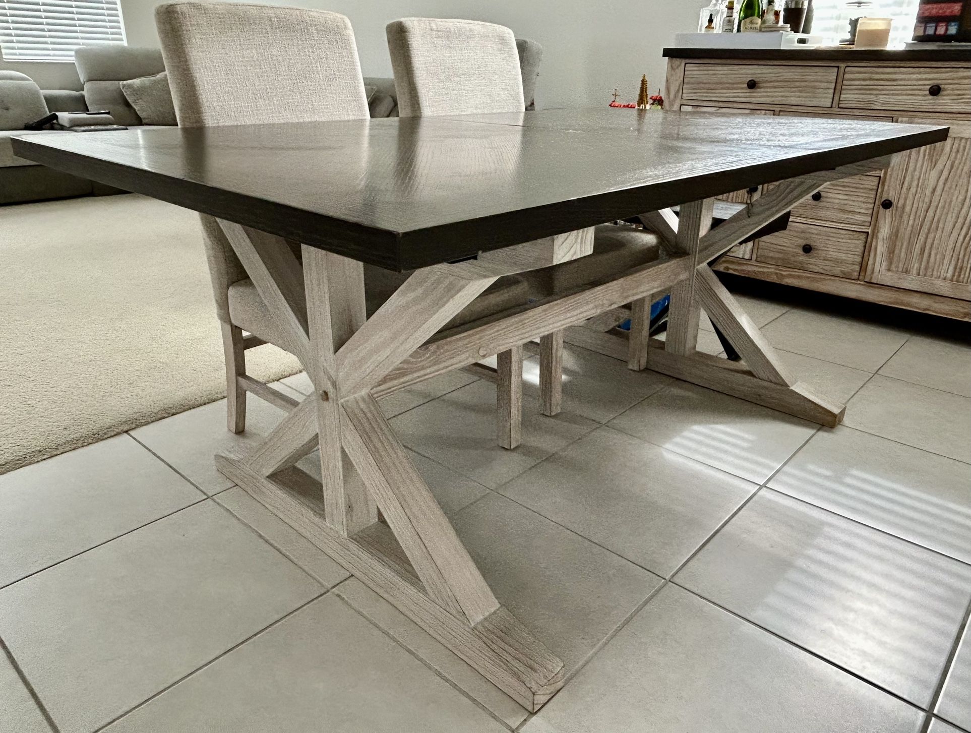 Dining Table With 4 Chairs & Extender From City Furniture