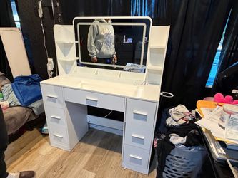 Vanity with led lights