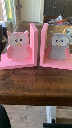 Owl book ends NEED GONE