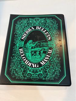 Sierra Bullets Reloading Manual in 3 Ring Binder Vintage 1974