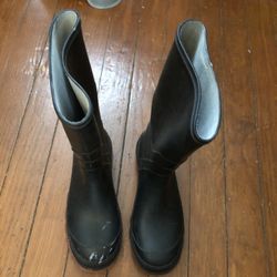 Kids Rain Boots Size 4