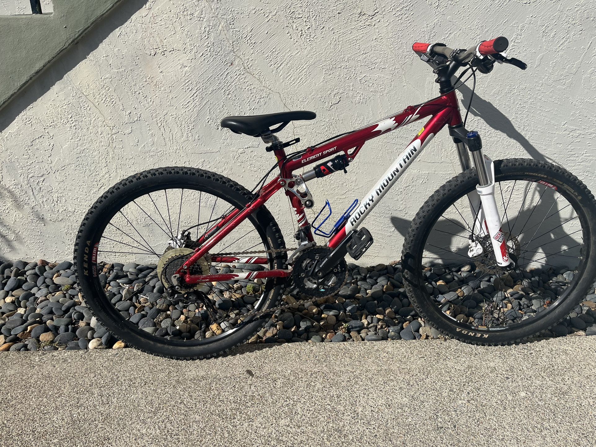 Rocky Mountain Full Suspension Mountain Bike.