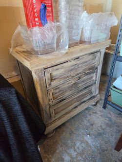 Bed side table