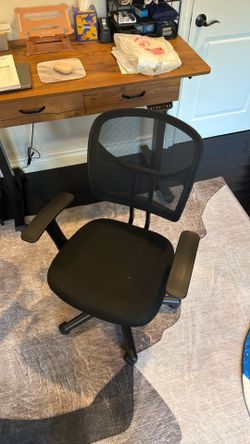 Office Chair 90% new only $40