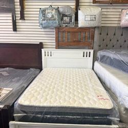 Cama tamaño queen con todo colchones y base y cabecera nueva en caja 📦 lo entrega domicilio