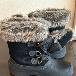 Khombu Women’s Winter Boots 