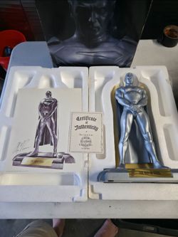 Kingdom Come Superman Cold-Cast Porcelain Statue by Alex Ross