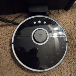Roborock S5 Robotic Vacuum with Charging Dock