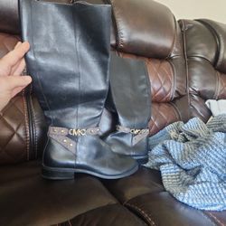 Size 9 Michael Kors Boots