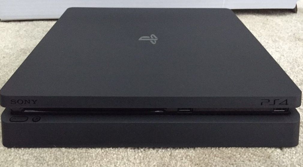 PS4 Slim