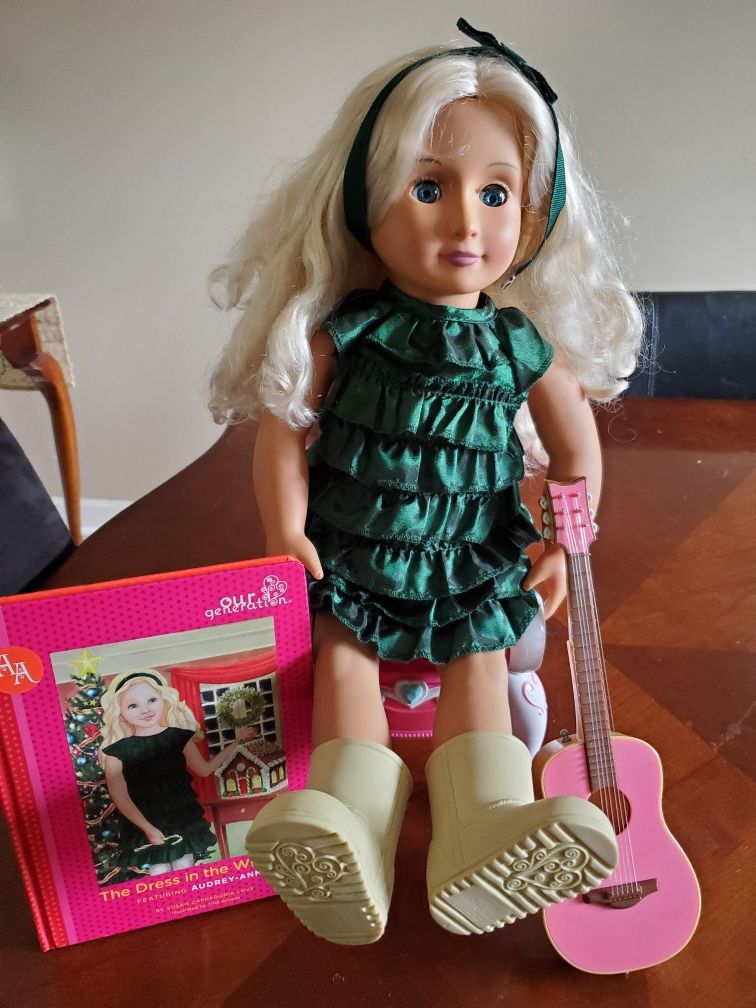 American girl doll with assosories