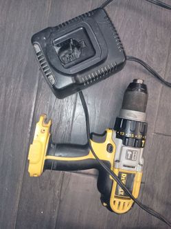 Heavy duty DeWalt cordless drill and charger- no battery