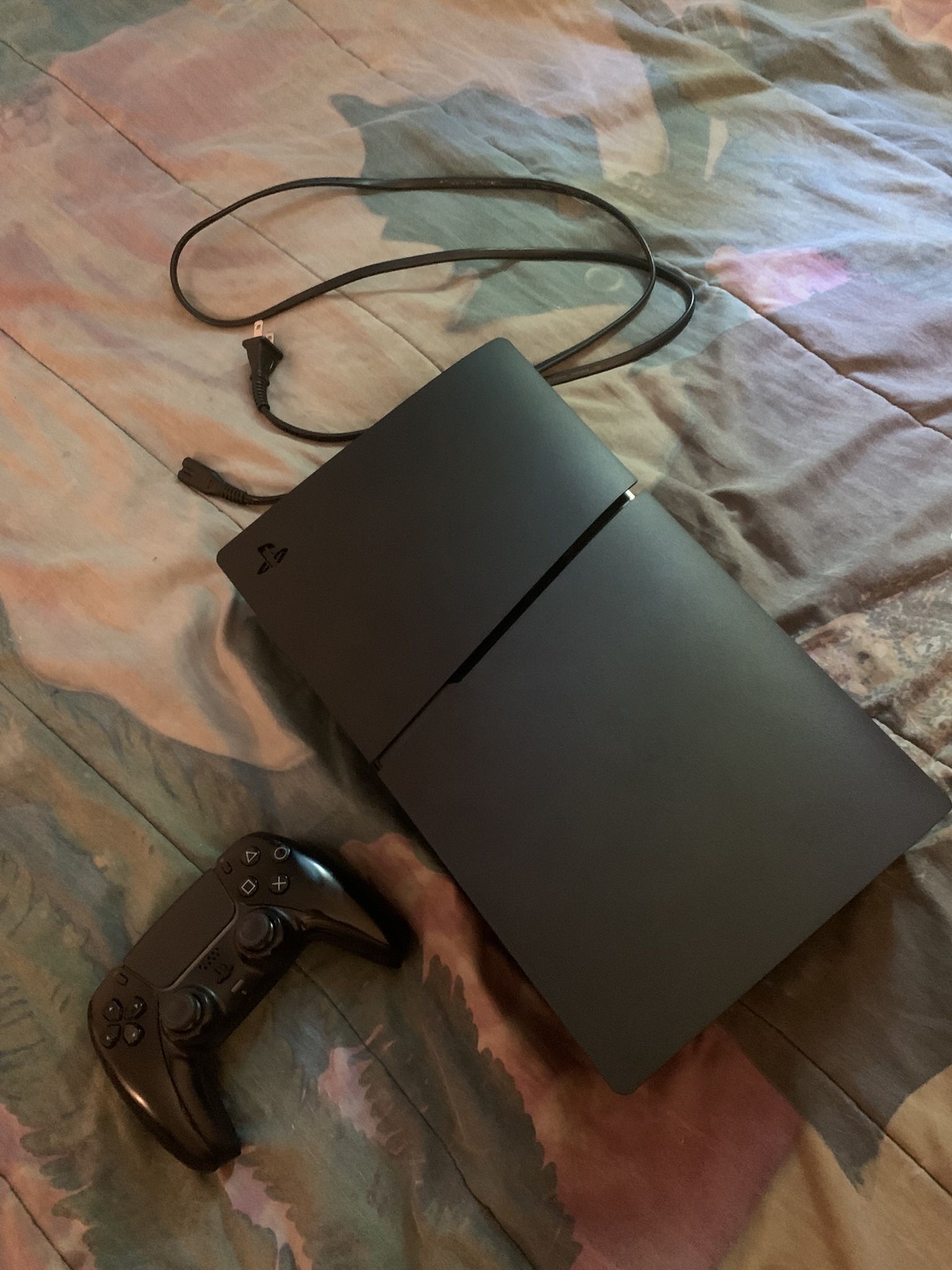 $420 Ps5 Slim Disk With Controller and all Cables.
