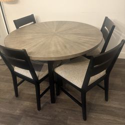 Living Spaces Round Dining Set 