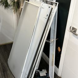 Commercial ceiling light