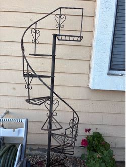 Wrought Iron Vintage Spiral Plant Stand