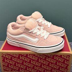 $45 Women’s Vans Brand New 7 / 7.5 / 8 / 8.5