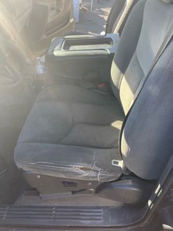 99-07 Silverado front seats