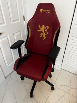 Secretlab Game of Thrones House Lannister Edition Gaming Chair