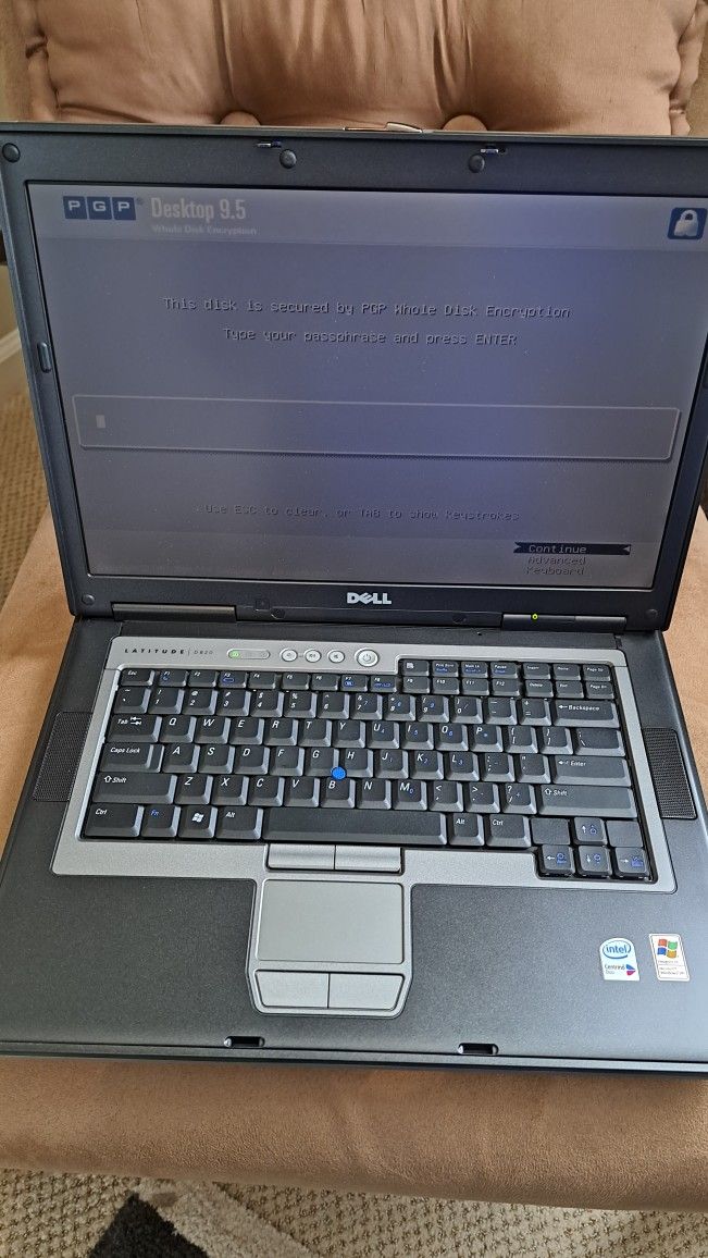 Dell Laptop Latitude D820