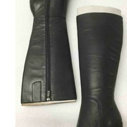 New - Size 8.5 Kenneth COLE BOOTS