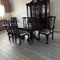 Dining table & China Cabinet 