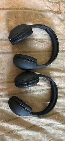 2 headsets
