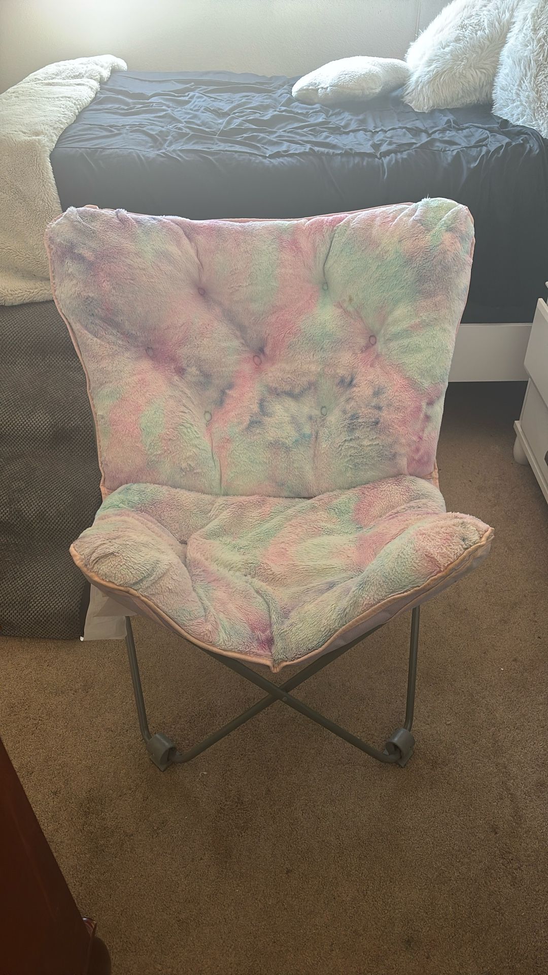 tye dye chair