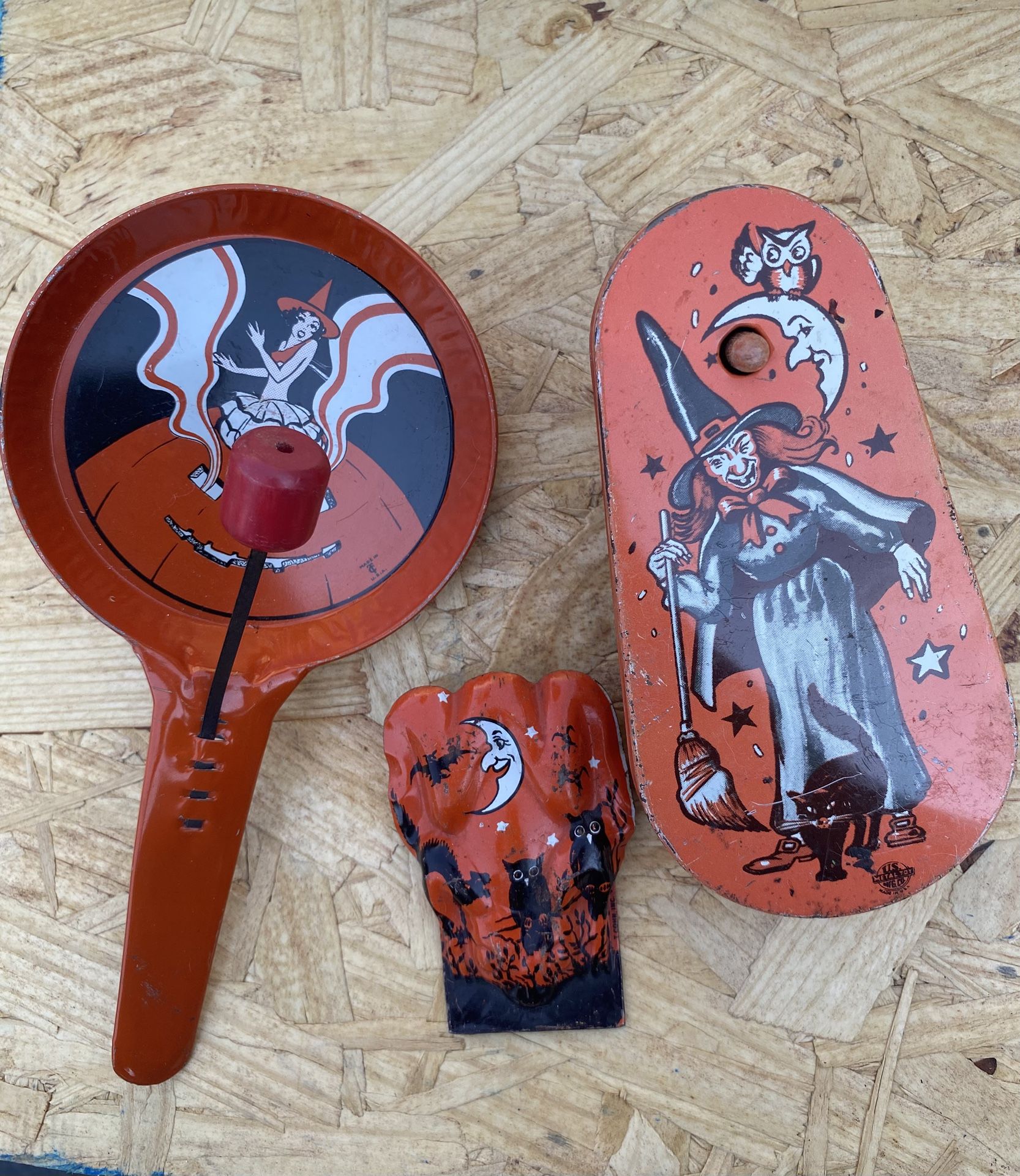 Vintage Noise Maker